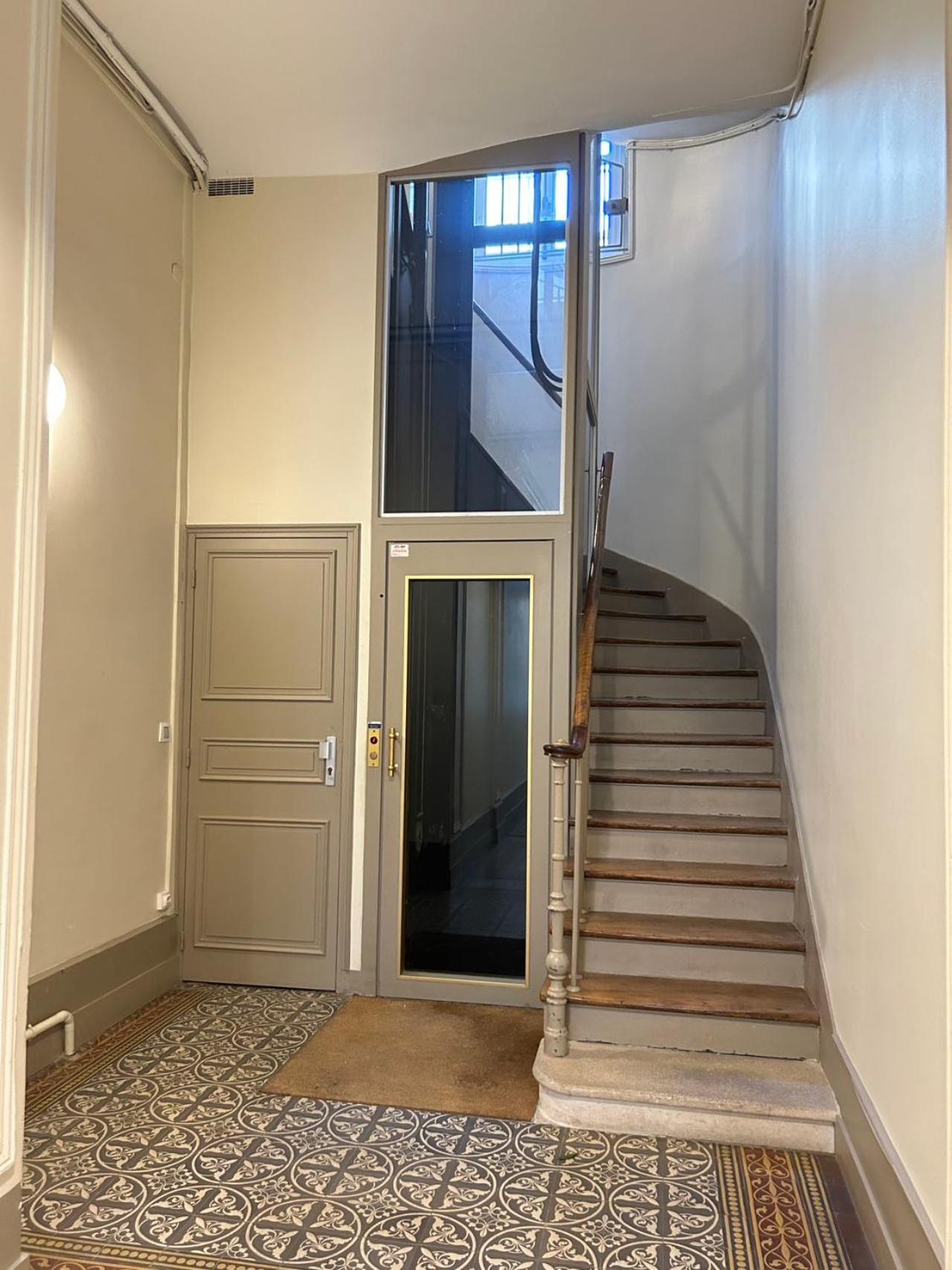 Appt Rive Droite Centre Marais Apartment *