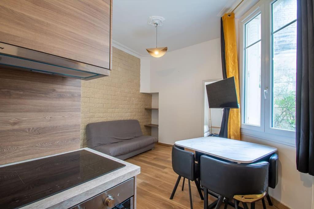 Metro Alexandre Dumas - Ii Apartment Paris