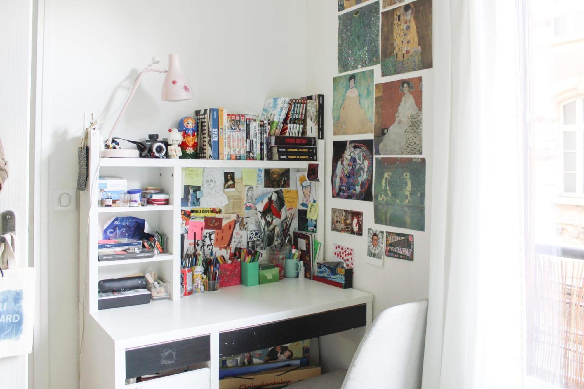 Appartamento Spacious Family Nest Facing Square Des Epinette Parigi