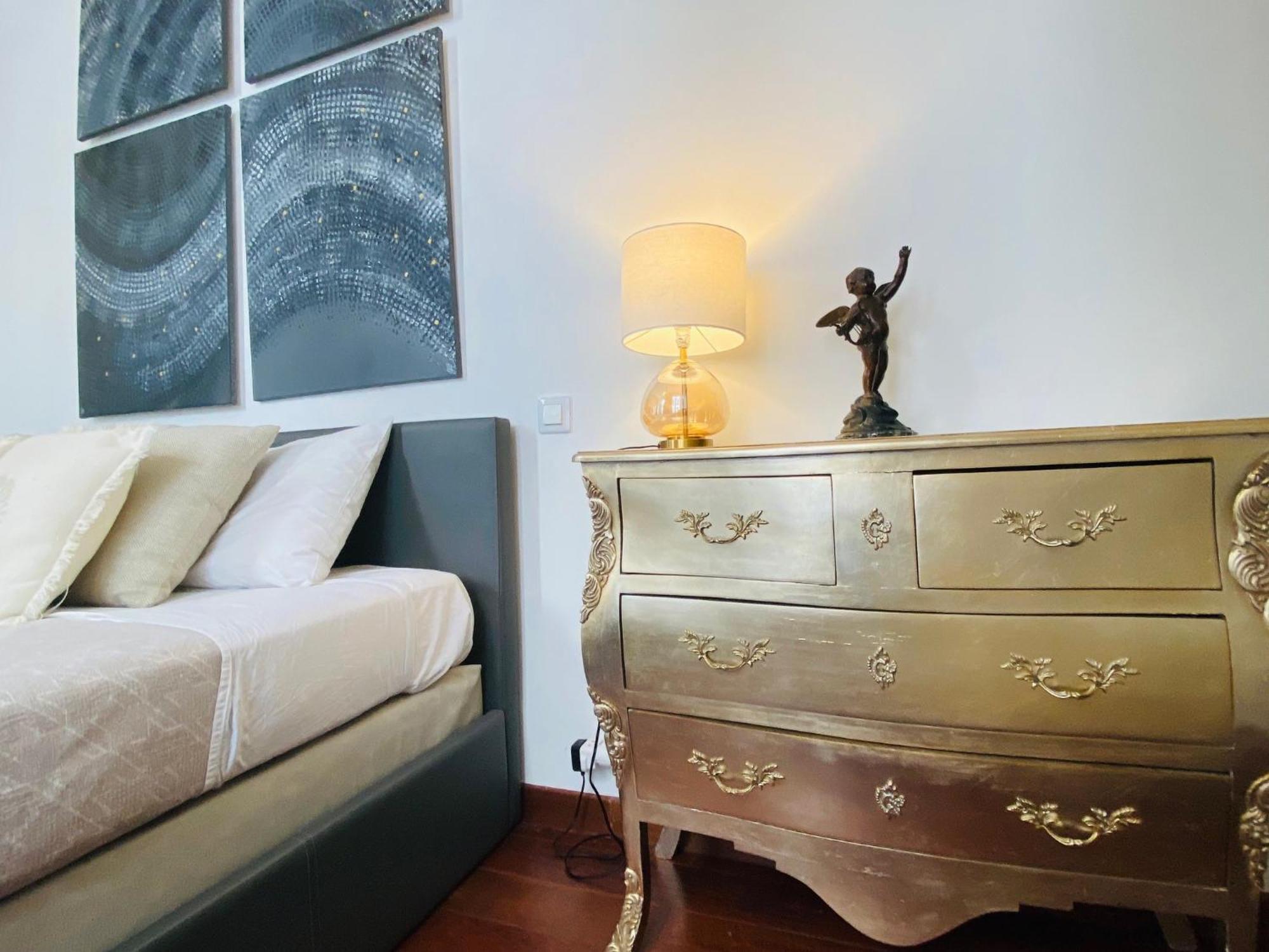 Appartamento Romantic Near Le Marais Parigi