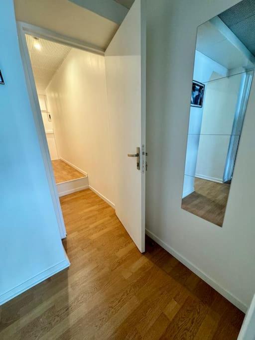 Experience Cinema Immersif Dans Renove Pres De Montmartre Appartamento