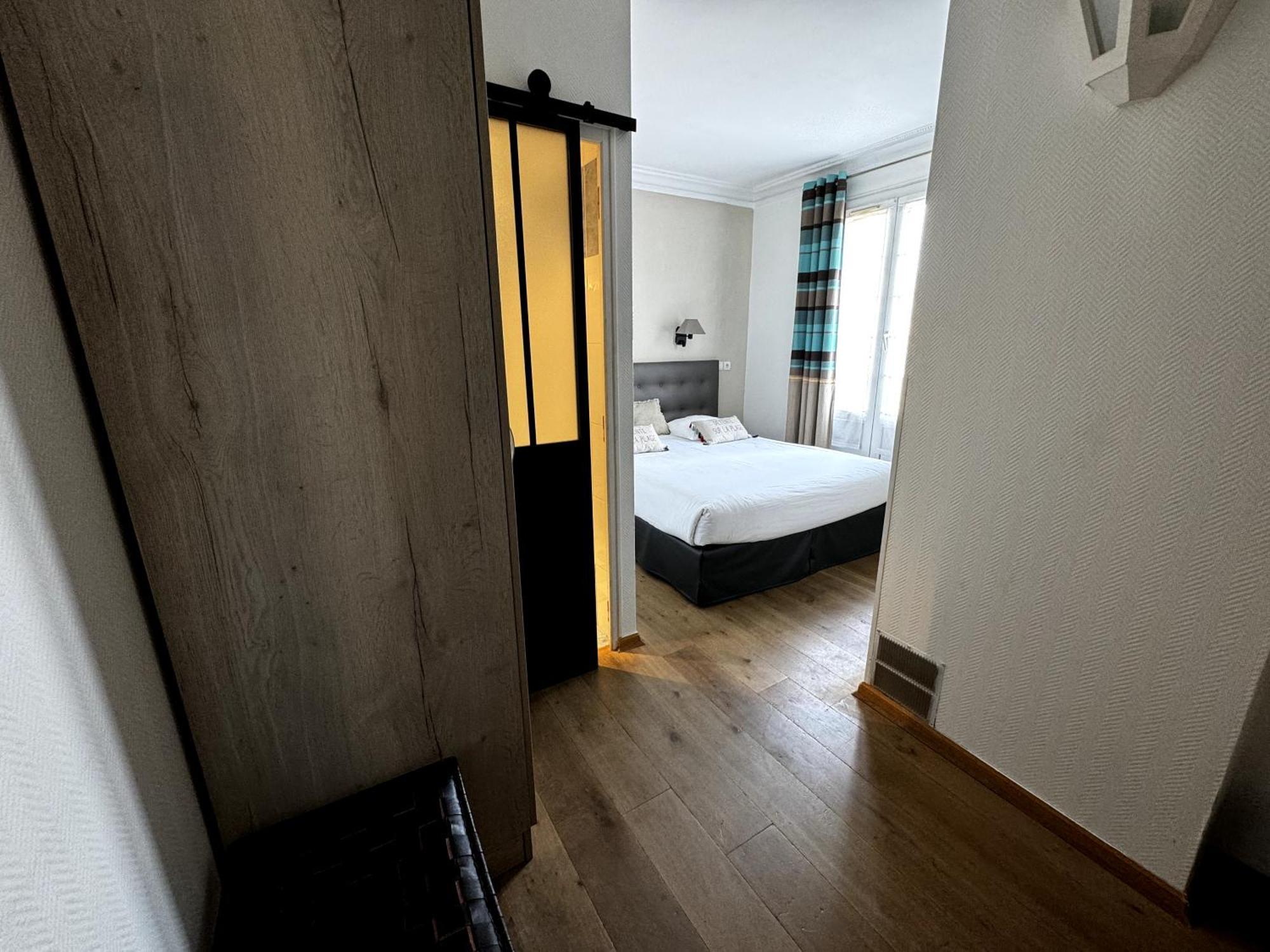 Hotel L'amiral 3*