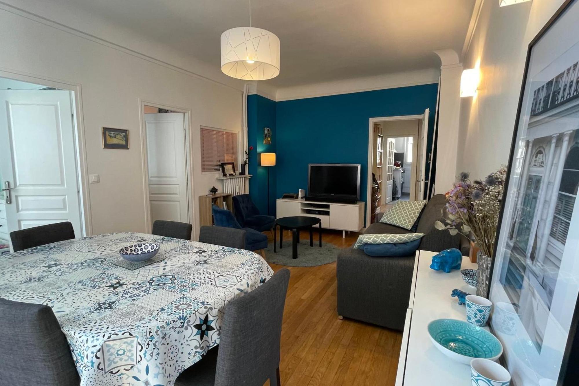 Appartamento Spacious Family Nest Facing Square Des Epinette