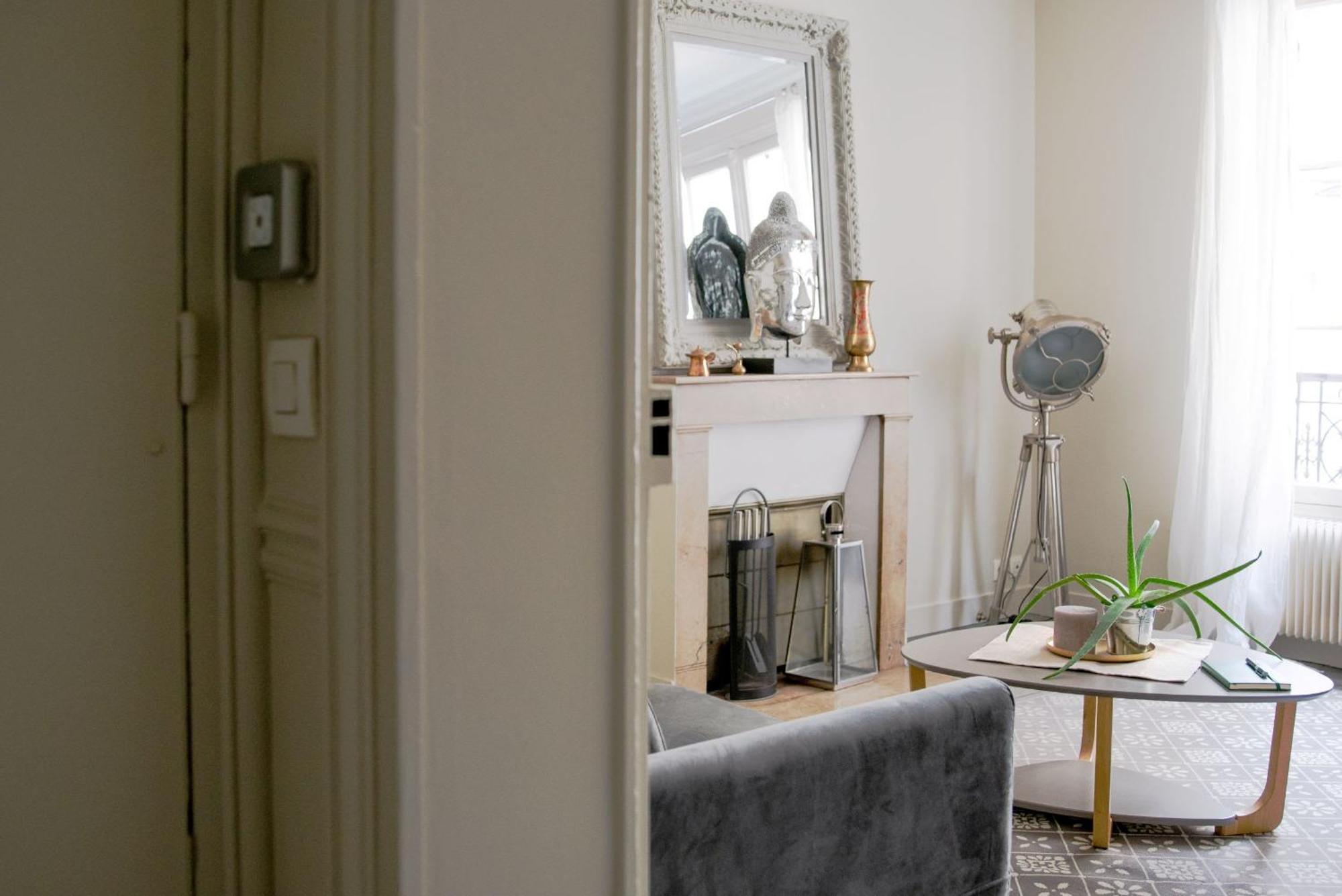 Apartment Eiffel Tower & Les Invalides - 1br - Cityapartmentstay Paris