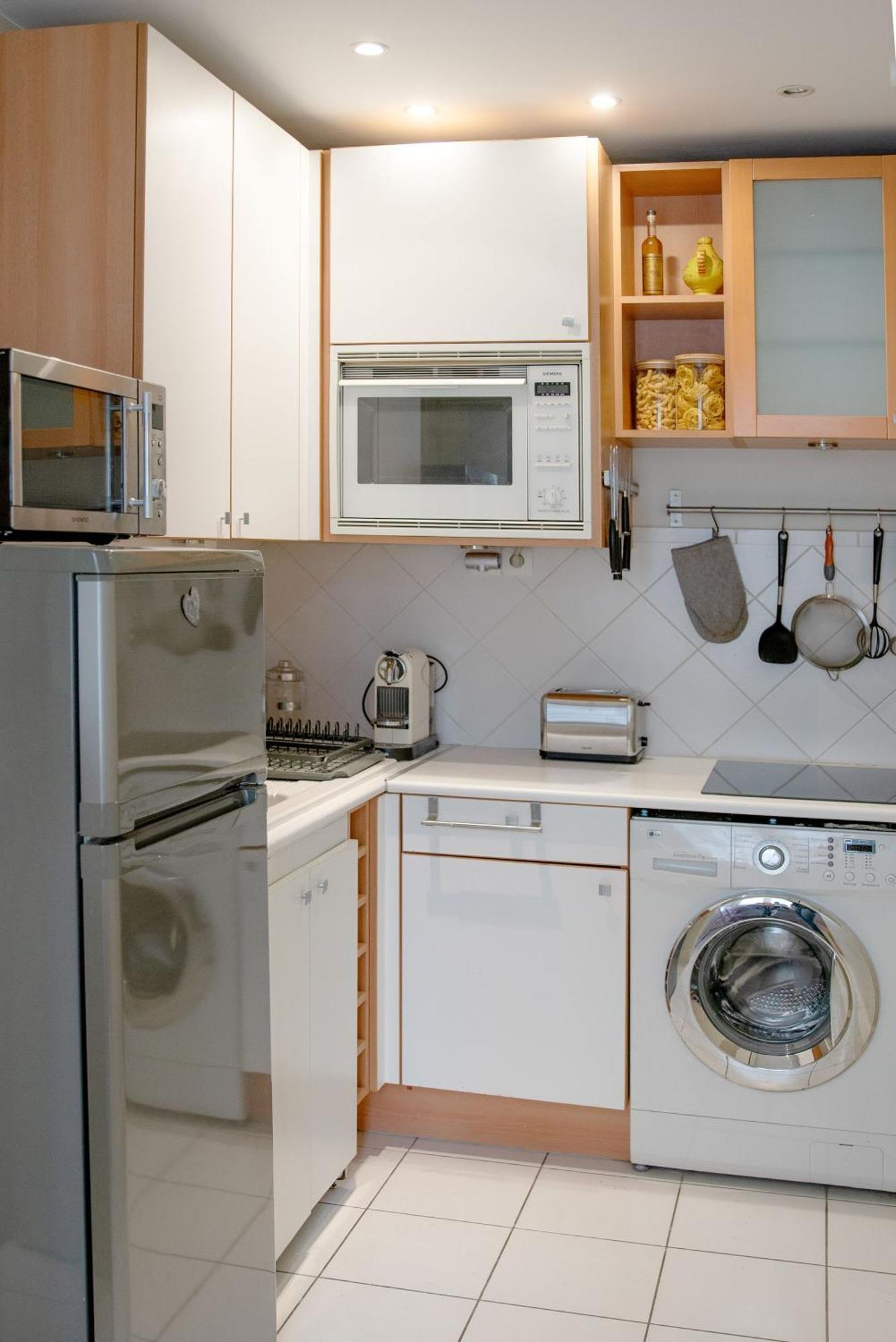 Eiffel Tower & Les Invalides - 1br - Cityapartmentstay * Paris