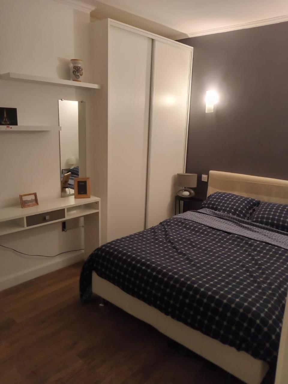 Appartamento Cosy Dans Le Marais Parigi