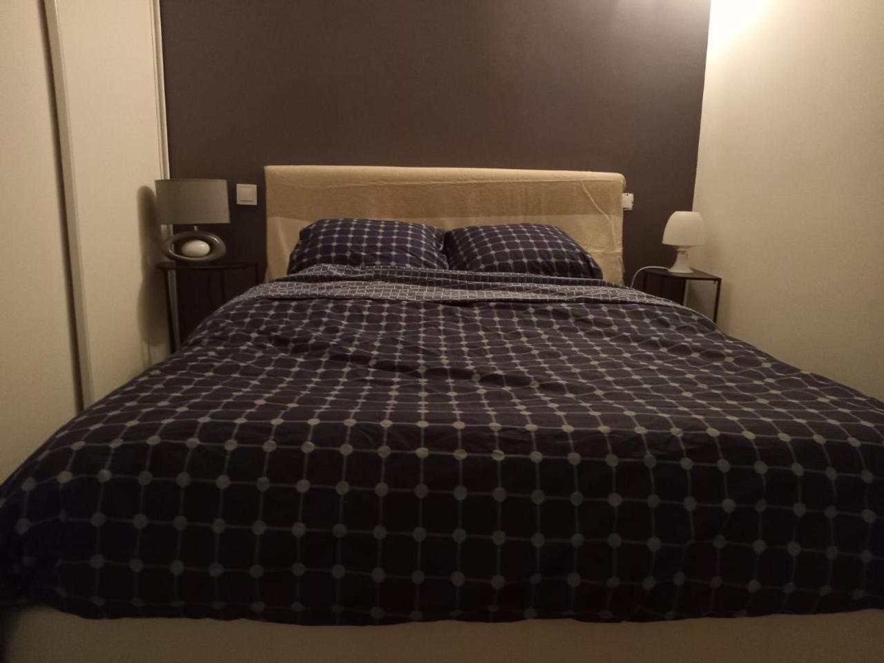 Cosy Dans Le Marais Appartamento Parigi