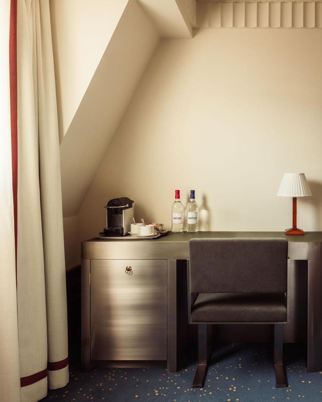 Hotel Des Grands Voyageurs 4*