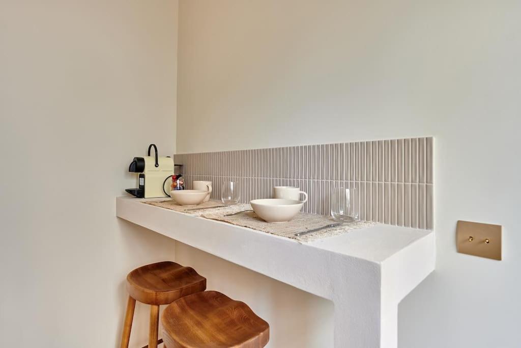 Apartment Center Of Beaubourg By Studioprestige *
