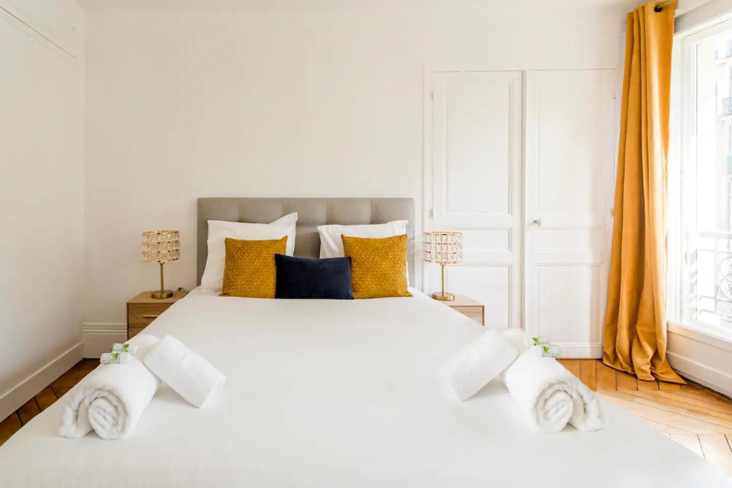 Apartment 8p - 3br Le Marais Spacious - - Historic Paris