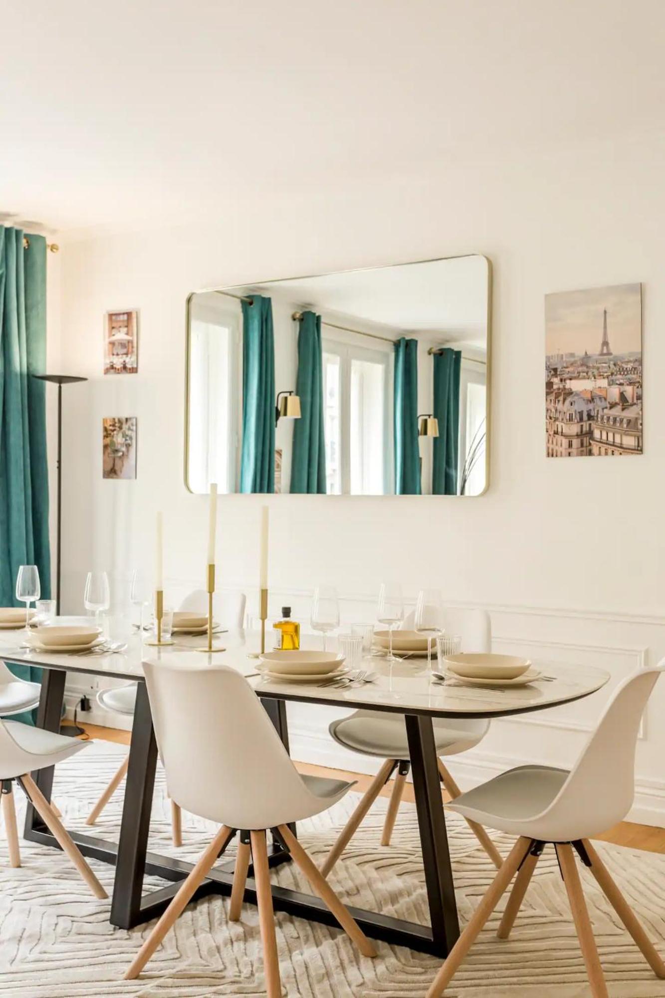 8p - 3br Le Marais Spacious - - Historic Apartment