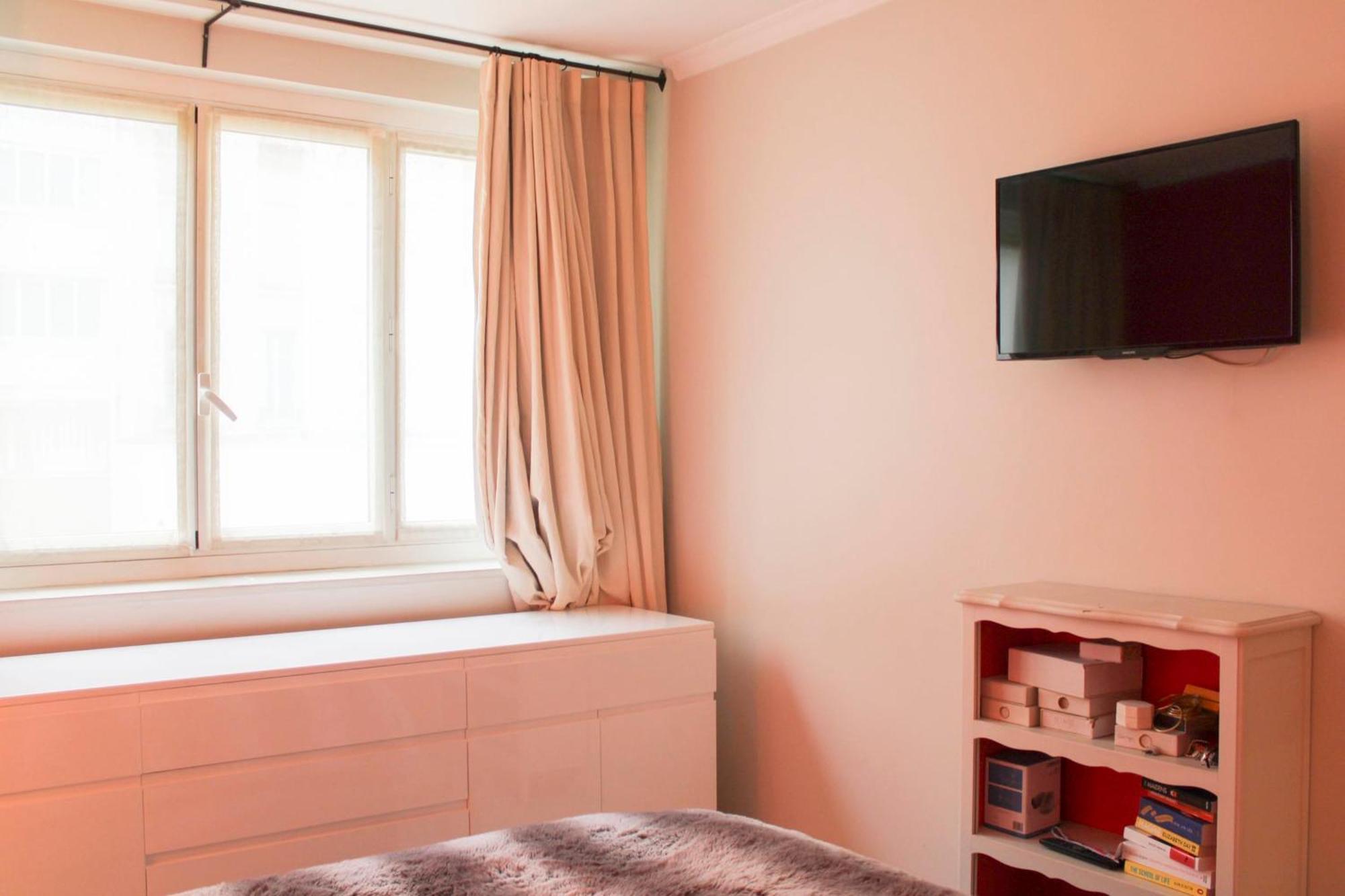 Apartment Bright 2 Steps From The Eiffel Tower *