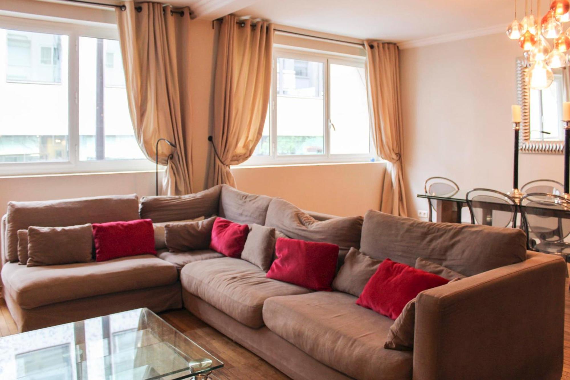 Bright 2 Steps From The Eiffel Tower Apartment *