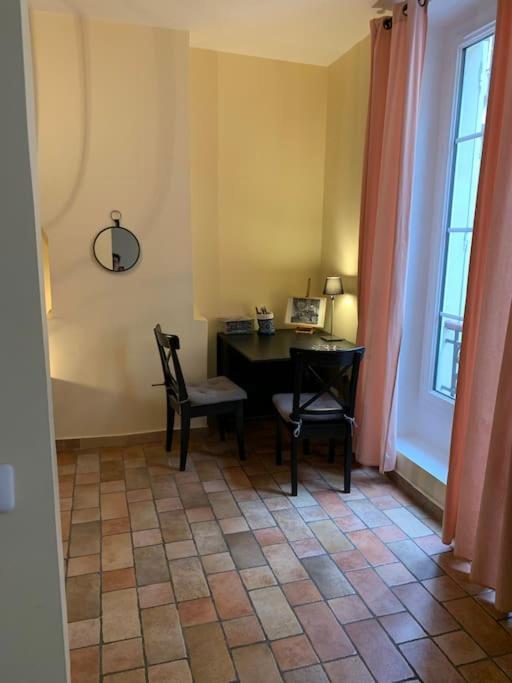 Dans Le Marais 3