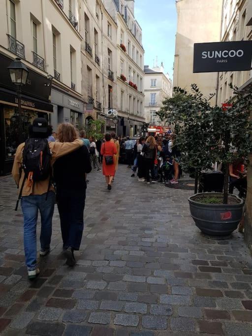 Appartamento Dans Le Marais 3 Parigi