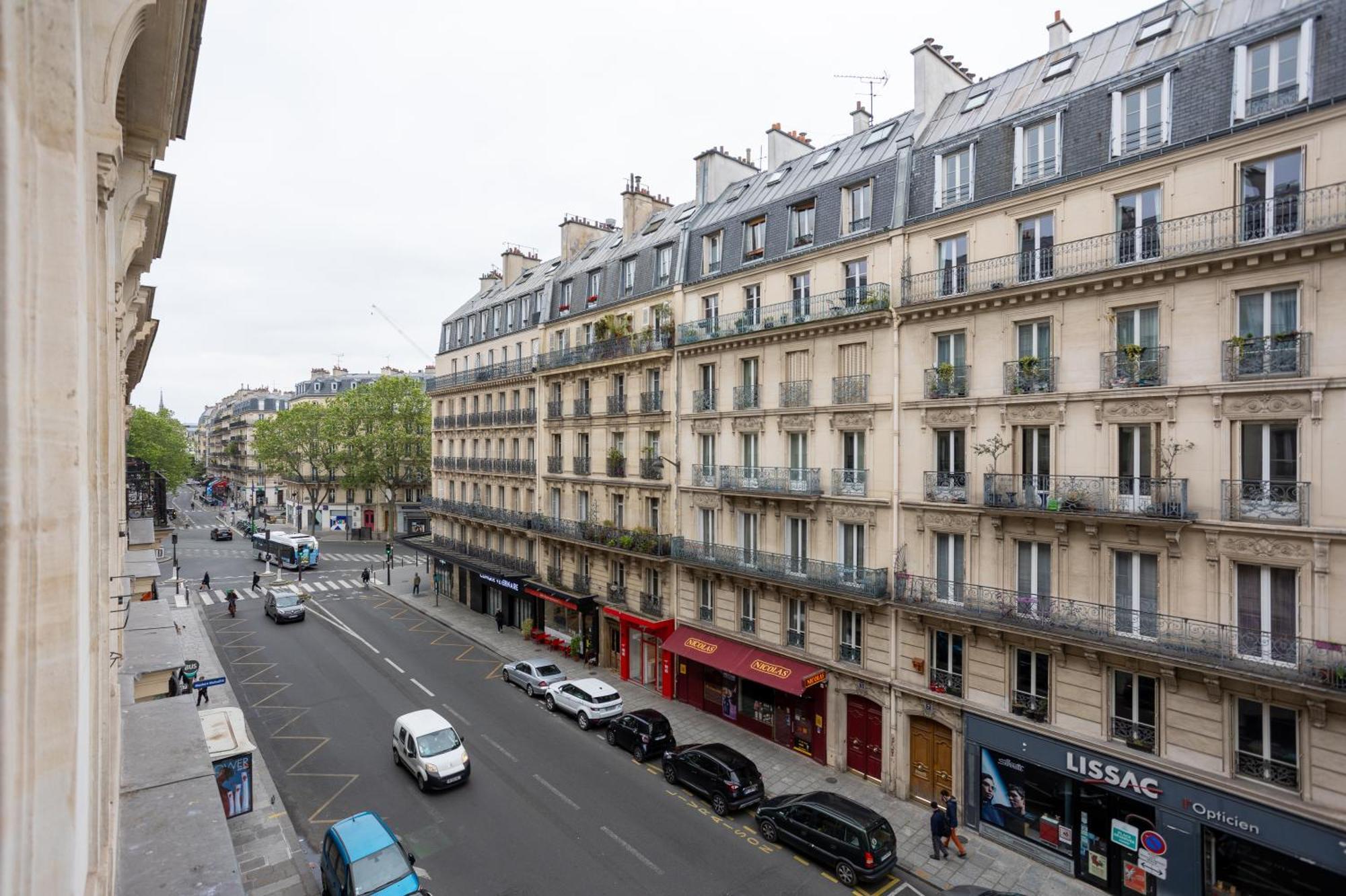 Apartment Luxury Parisian Notre Dame Saint Germain Des Pres Paris