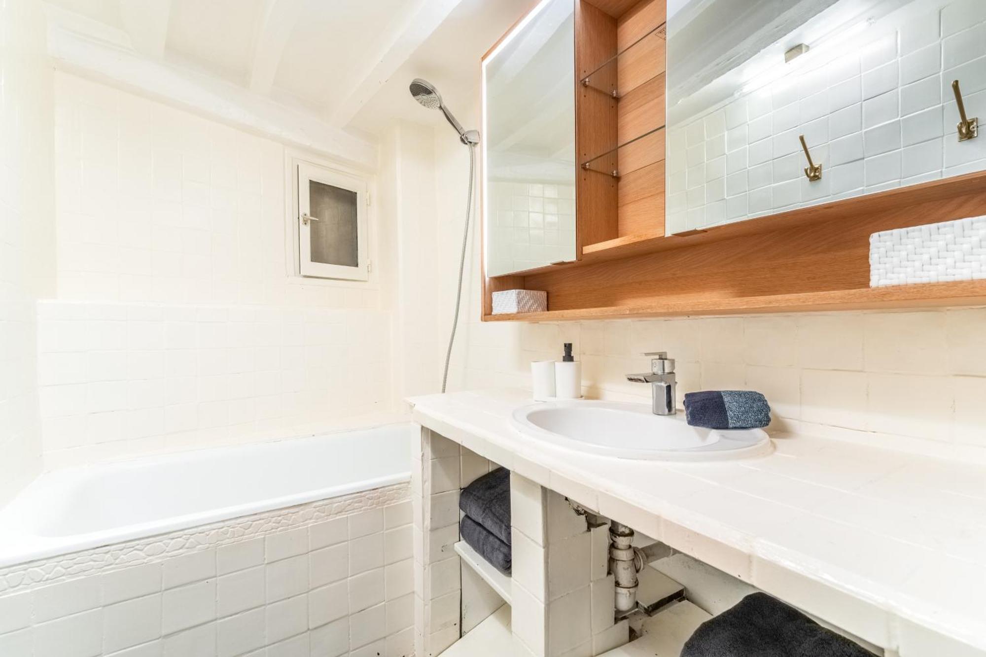Charming Flat Montorgueil Parigi