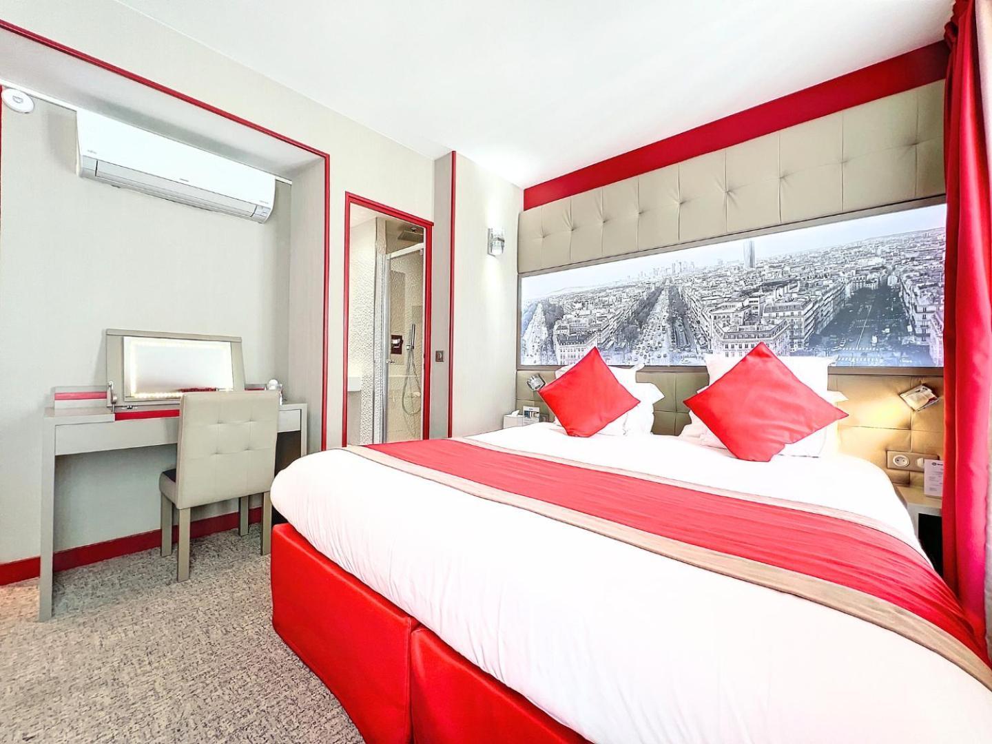 Western Nouvel Orléans Montparnasse Hotel 4*