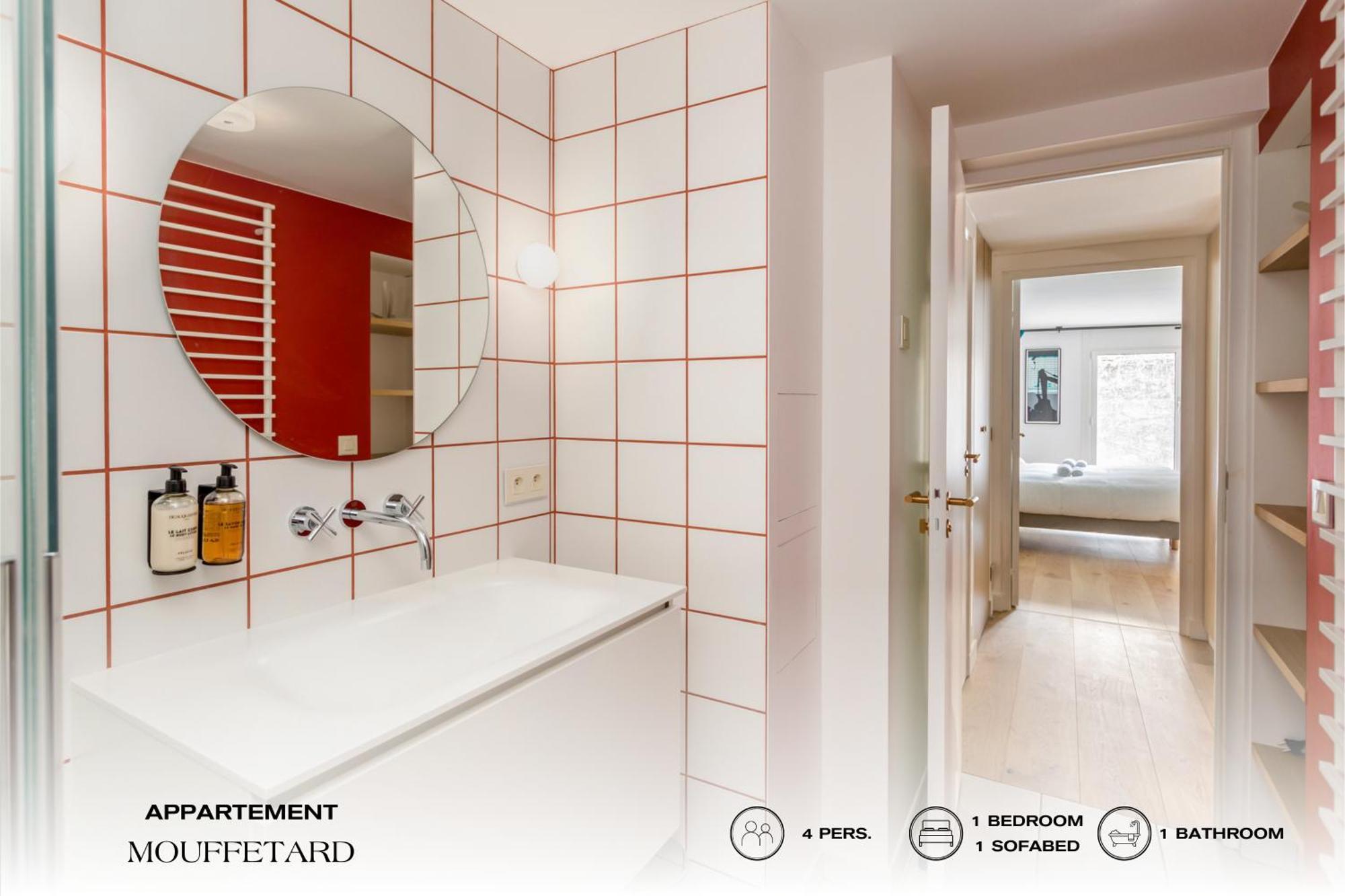 01 - Mouffetard Apartment *