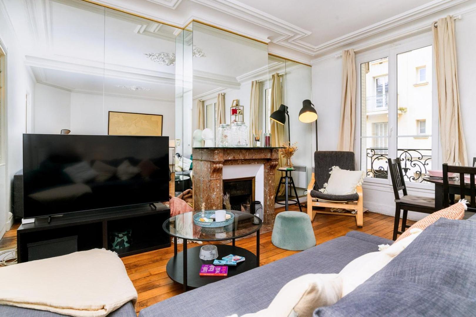 Bright 2br - Butte Montmartre | By Airnest Parigi