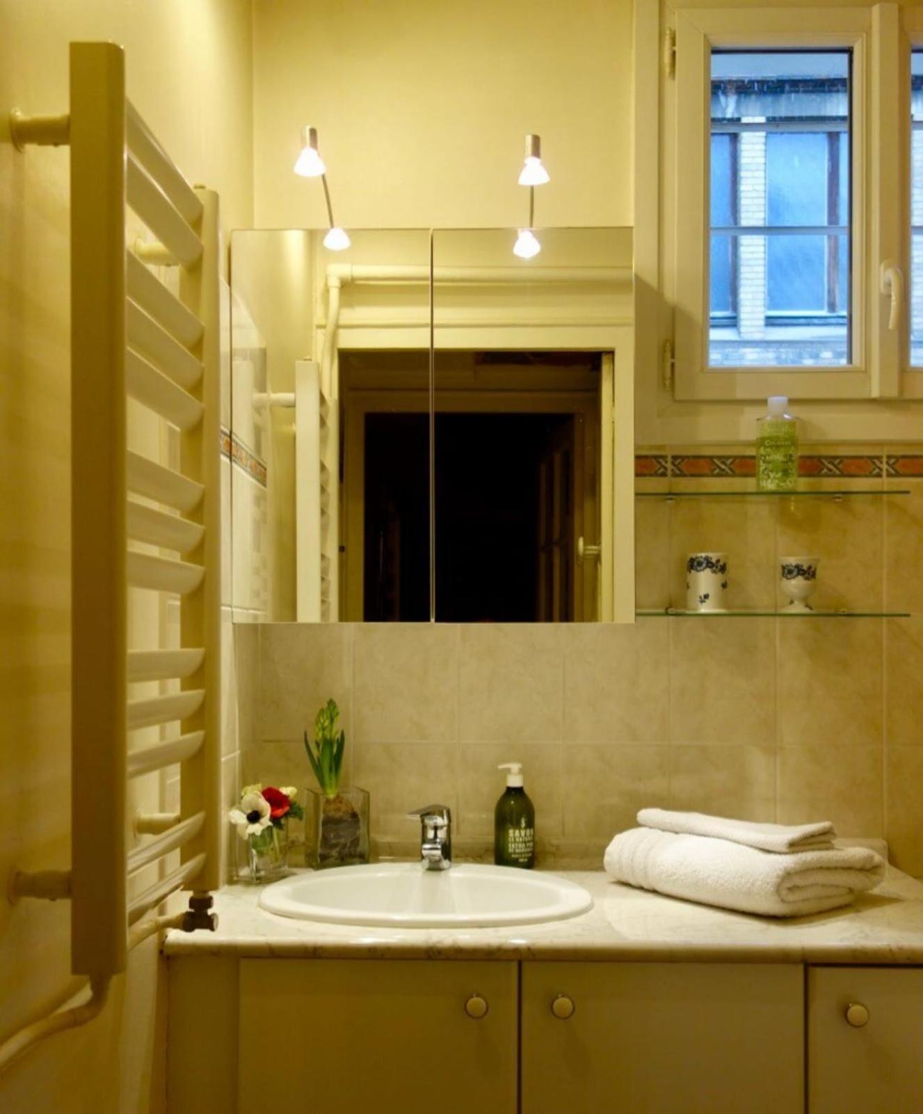 55 M2 Very Quiet Close To The Eiffel Tower * Parigi