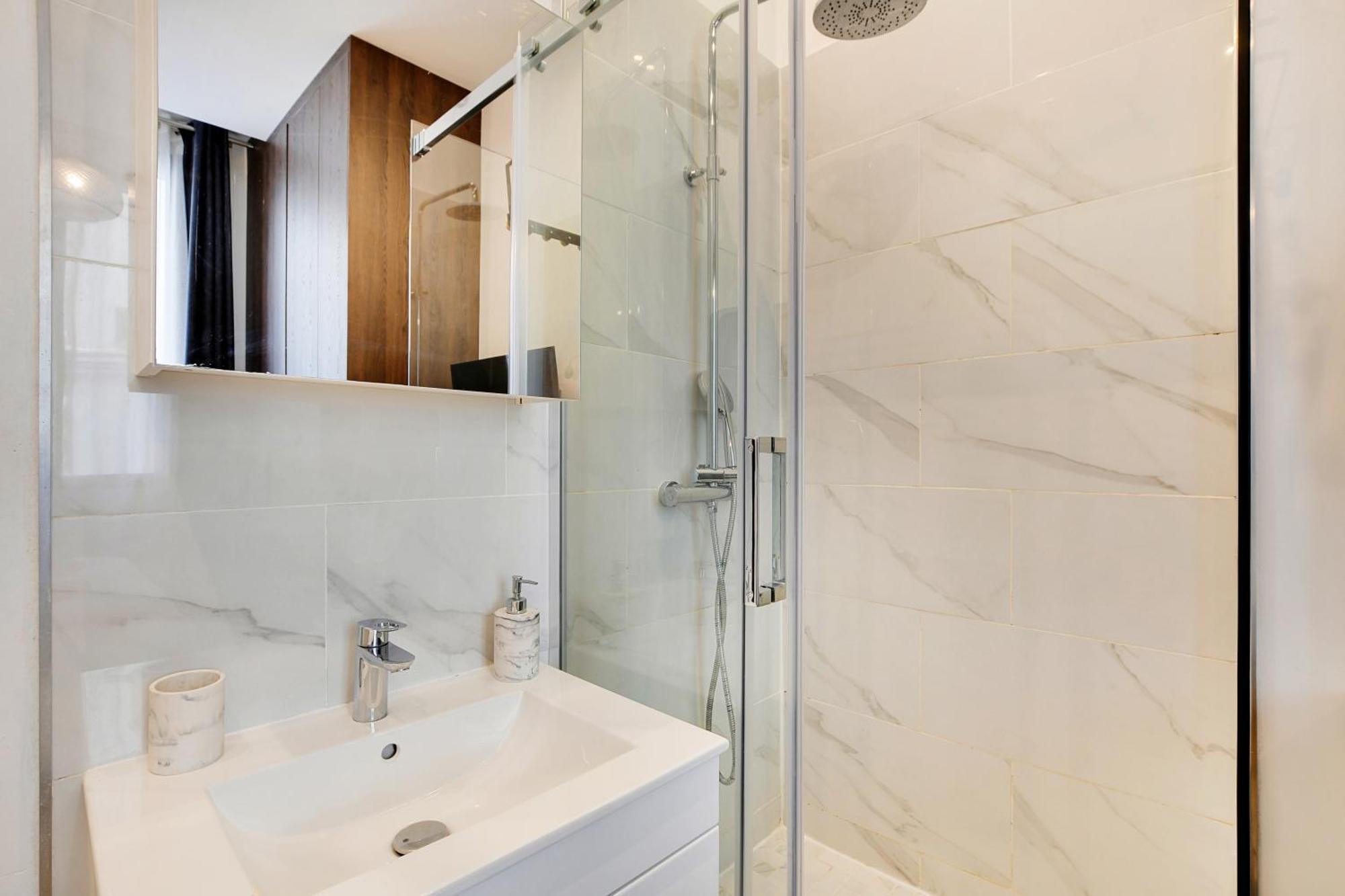 Pick A Flat's In Reuilly-diderot - Rue Claude Tillier Parigi
