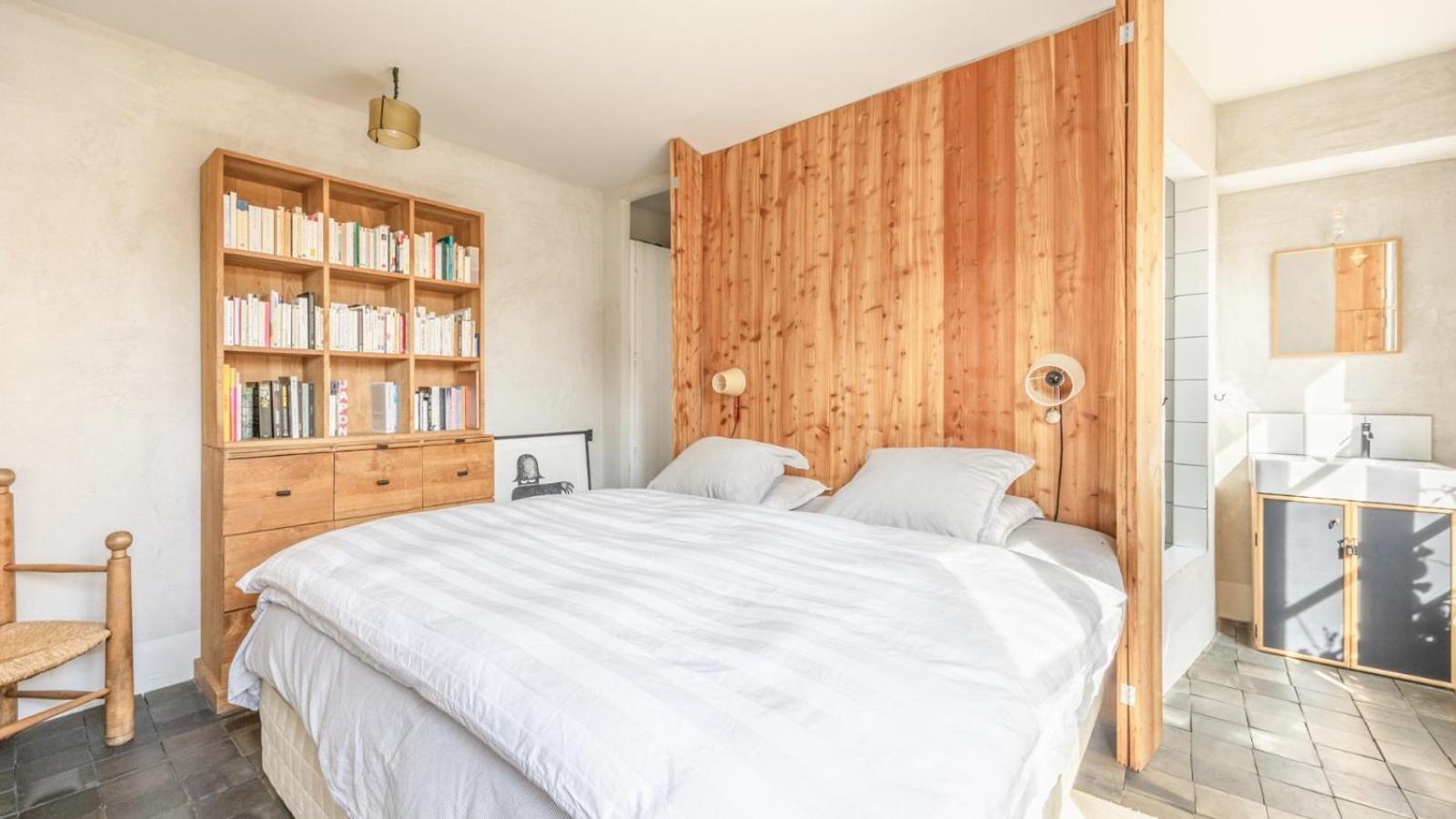Famous Parisian Designer's Pied-a-terre In Le Marais Appartamento Parigi