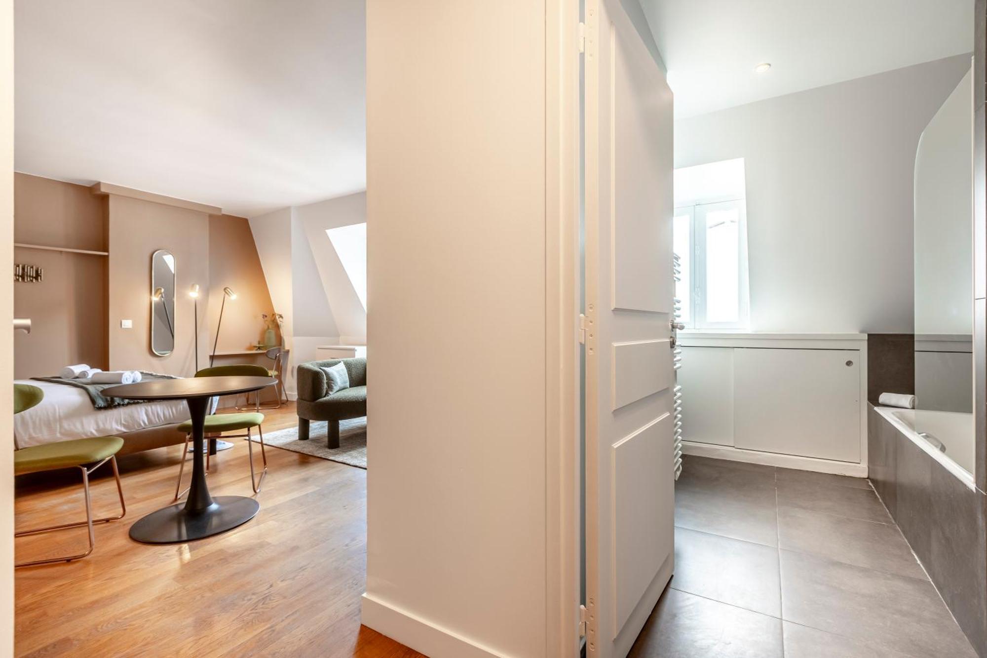 Apartment Sweett - Avenue Hoche Paris