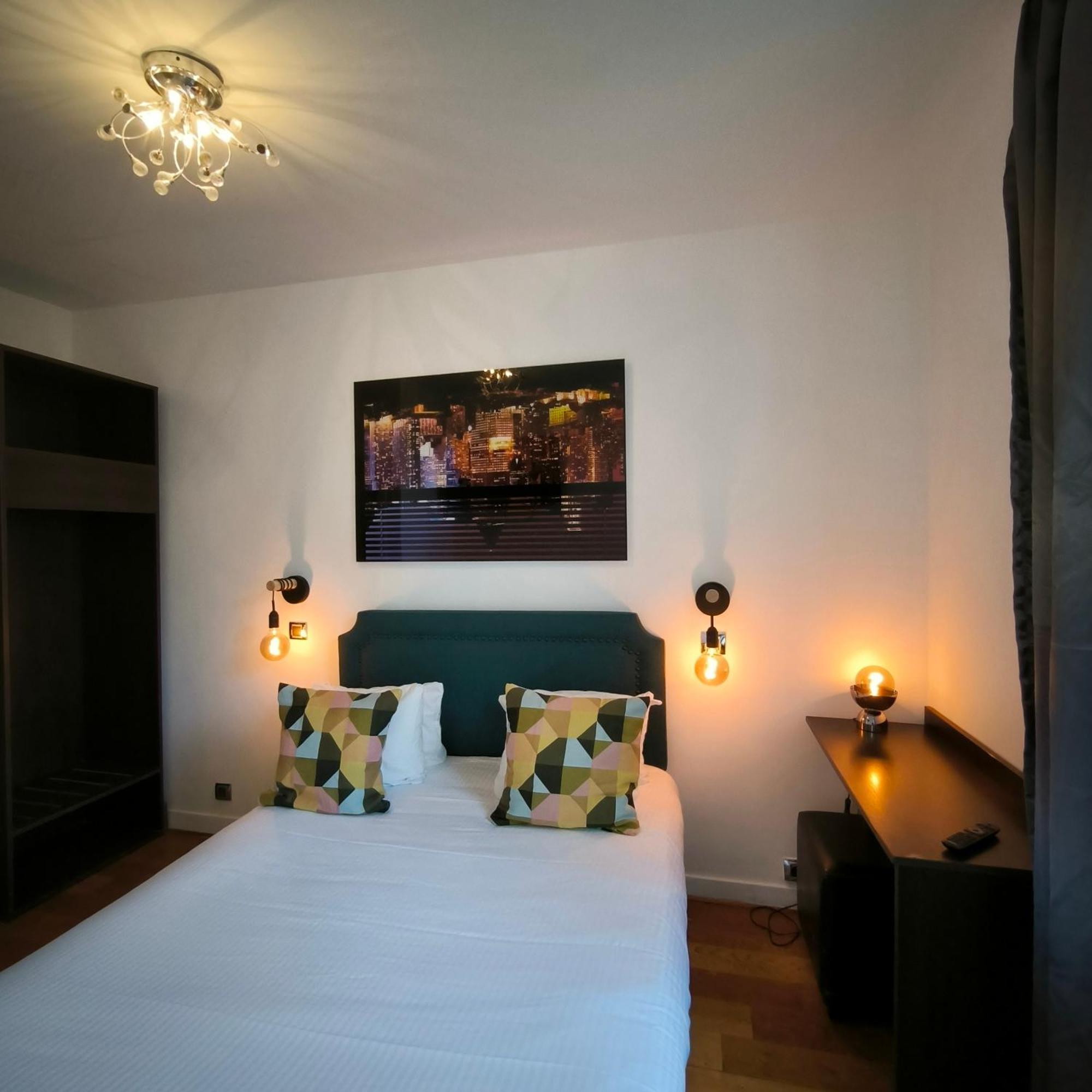 Hotel Le Twelve Parigi