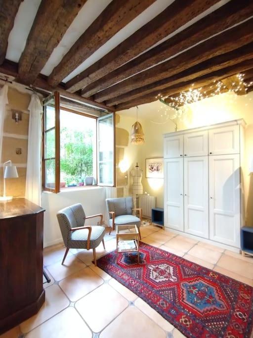 Cozy Marais Parigi