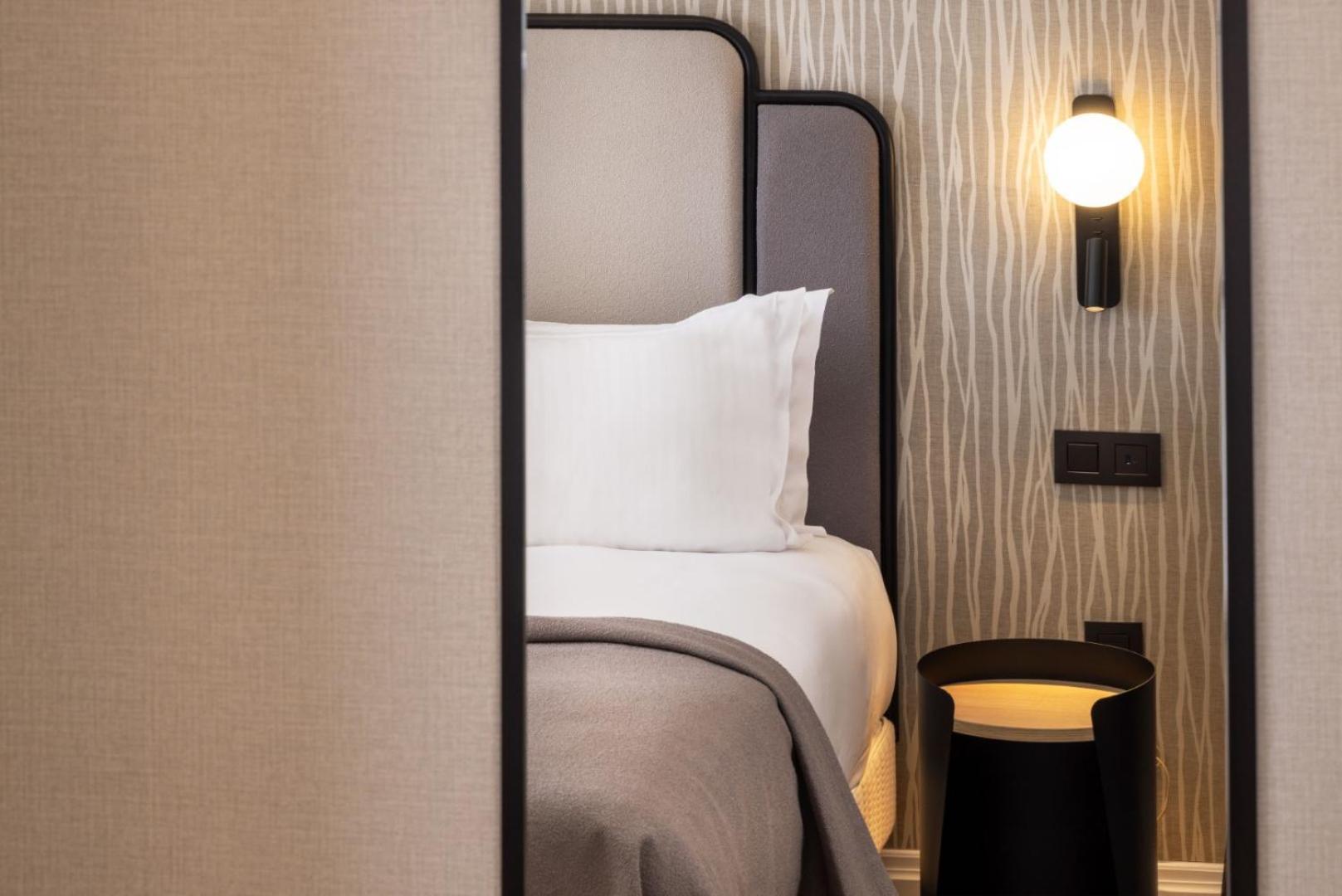 Brunel Hotel 3*