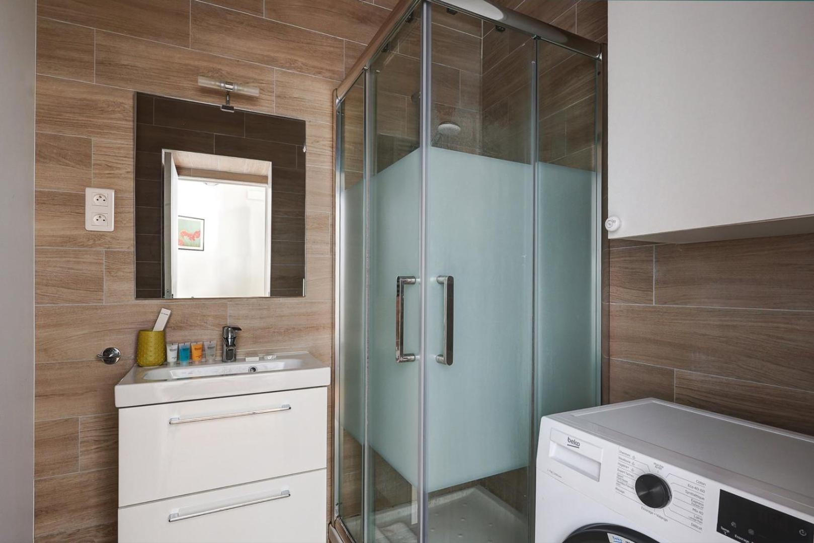Appartamento 338 Montmartre - Superb In Parigi