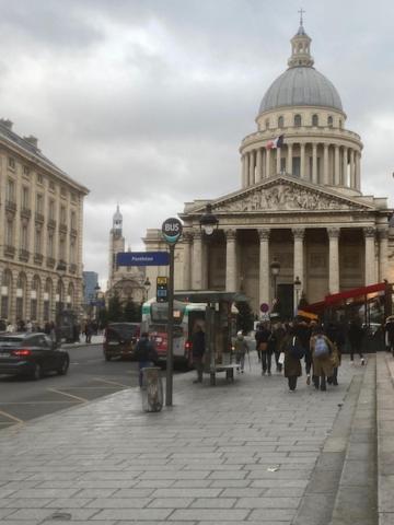 La Voisine D'emilie In Appartamento Parigi
