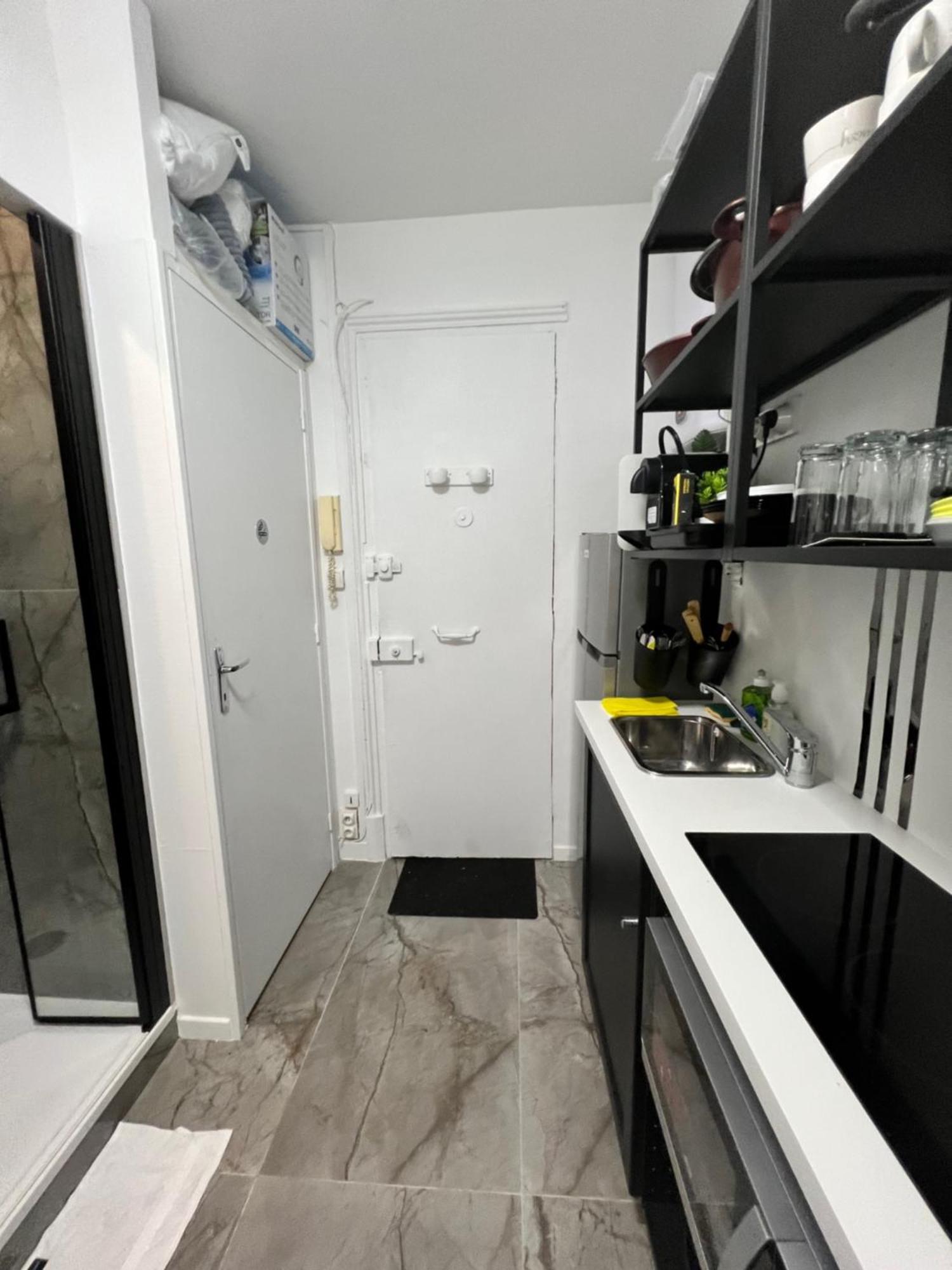 Bastille Bercy Gare De Lyon Climatisee 9m2 Ideal 1 Pers ,max 2 Pers * Parigi