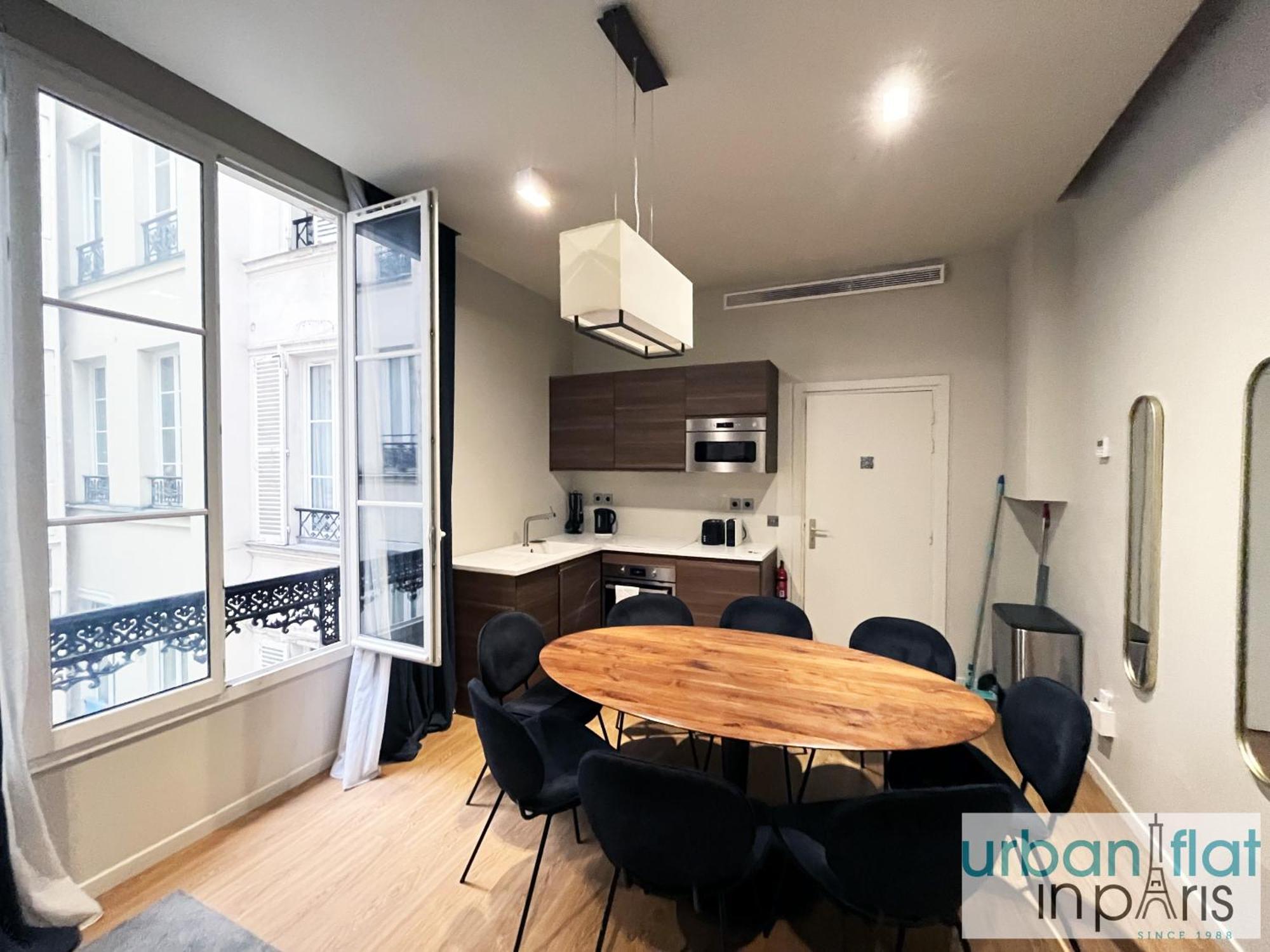 Appartamento Urban Flat 110 - Luxury 3 Bedroom Near Galeries Lafayette Parigi