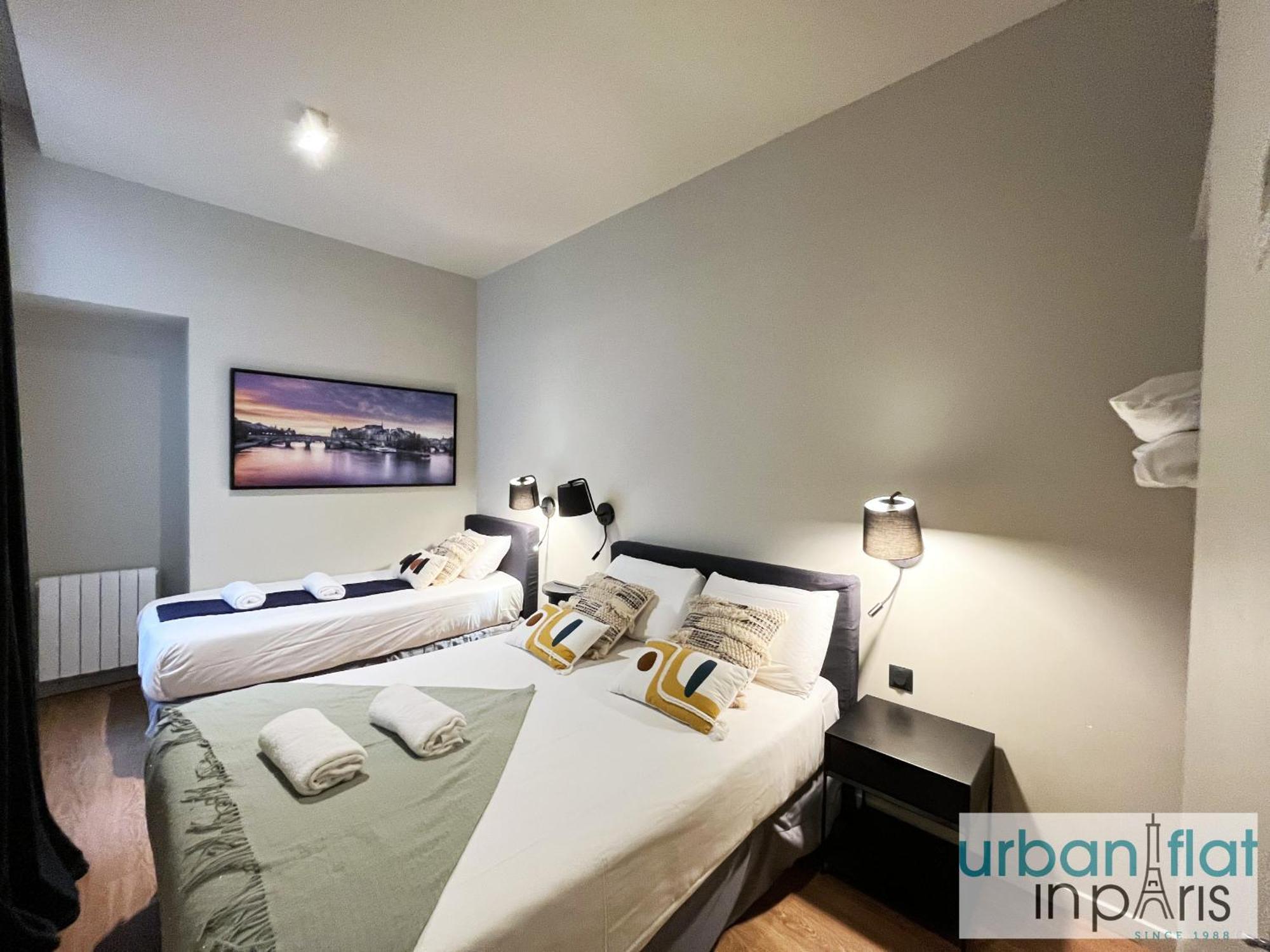 Appartamento Urban Flat 110 - Luxury 3 Bedroom Near Galeries Lafayette Parigi