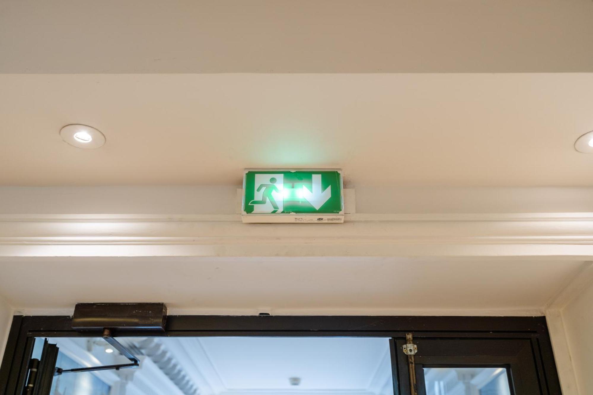 Le Bardot By - 1 Ch - 4 Pers Apartment Paris