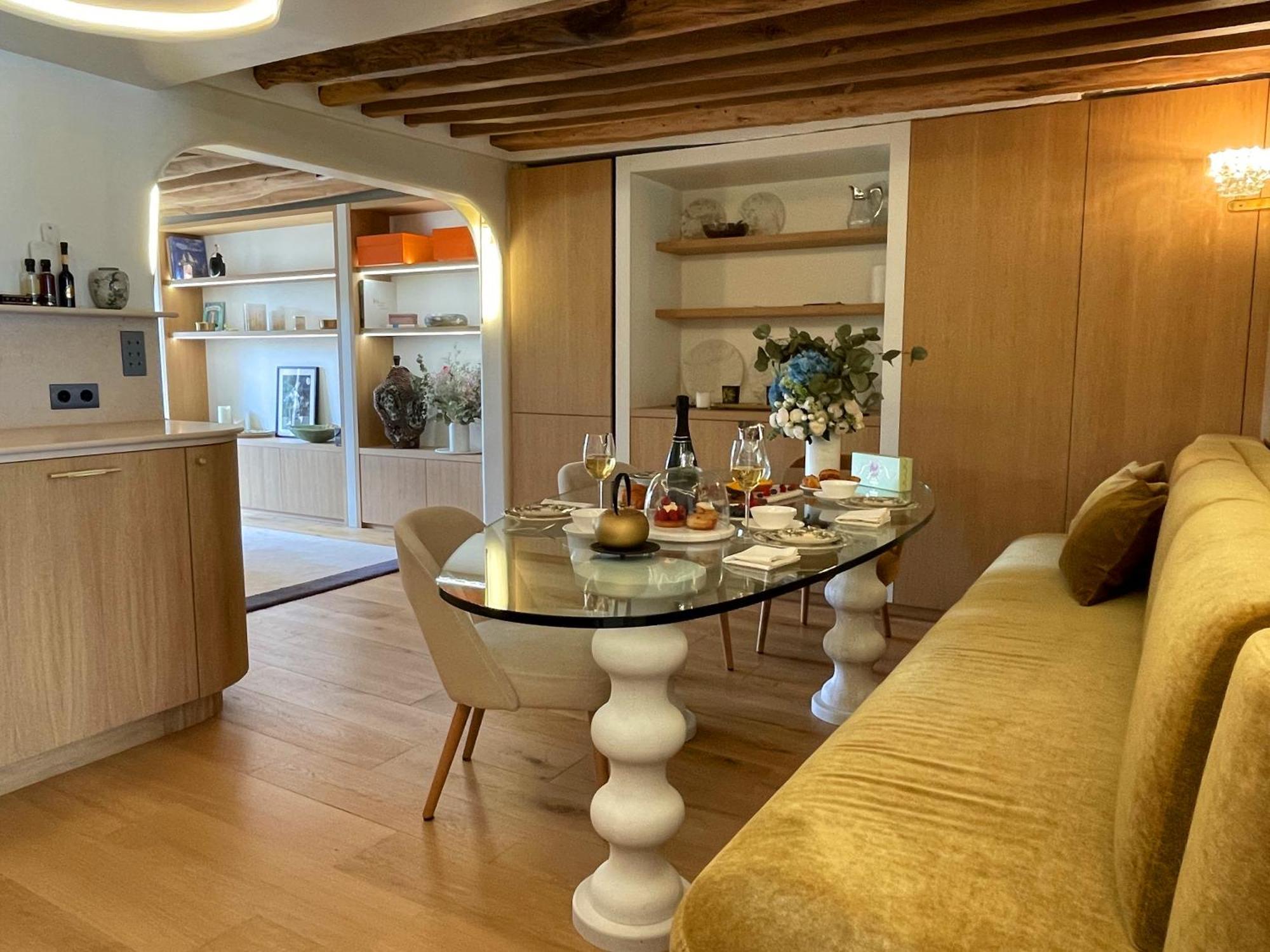 Luxueux Appartement, Avec Terrasse Vue Champs-elysees Appartamento