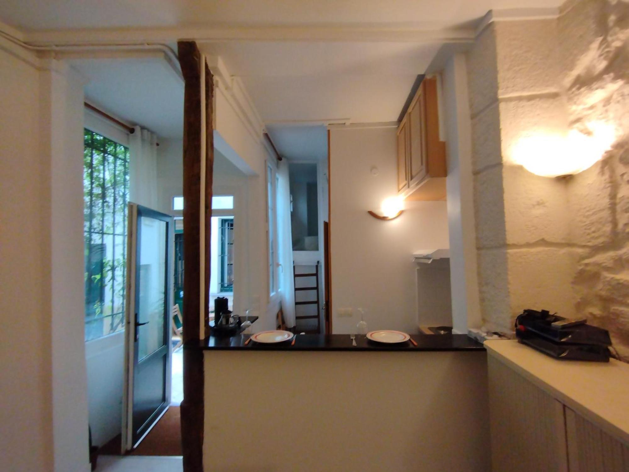 17m2 St Germain Des Pres Apartment *