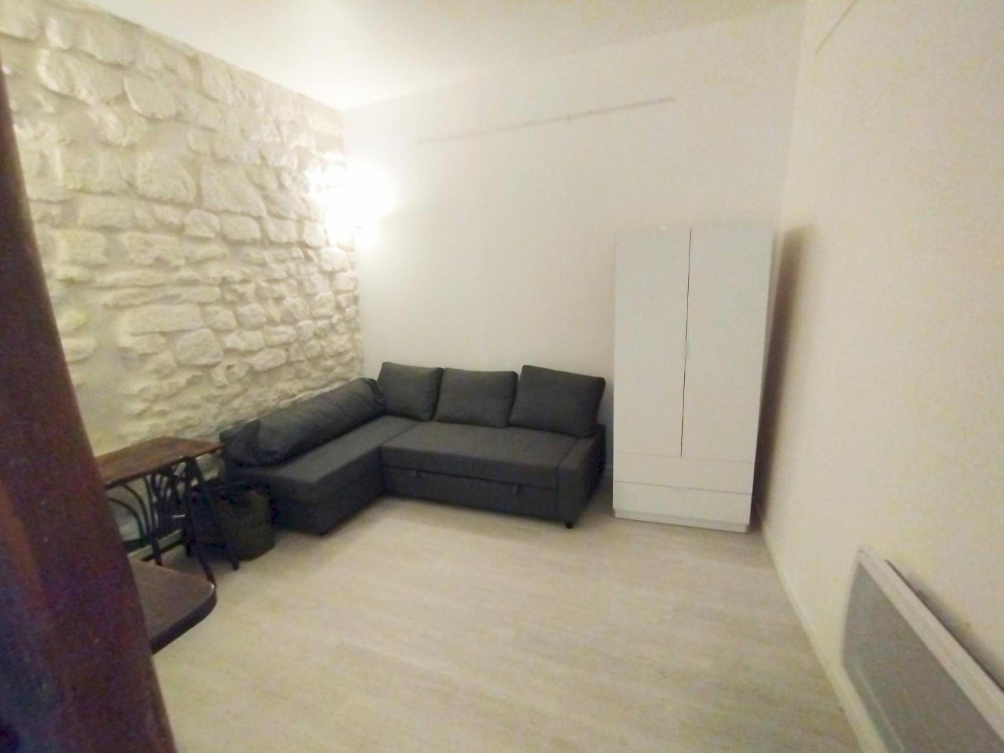 17m2 St Germain Des Pres Apartment