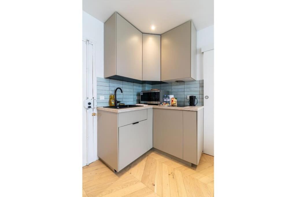 Appartamento Cozy Modern-paris7-tour Eiffel-champs De Mars Parigi