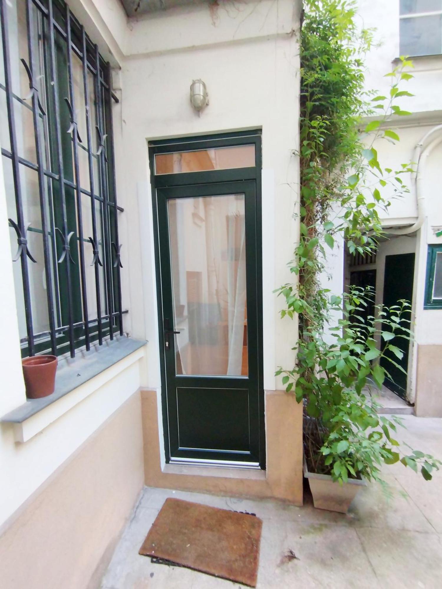 17m2 St Germain Des Pres Apartment *