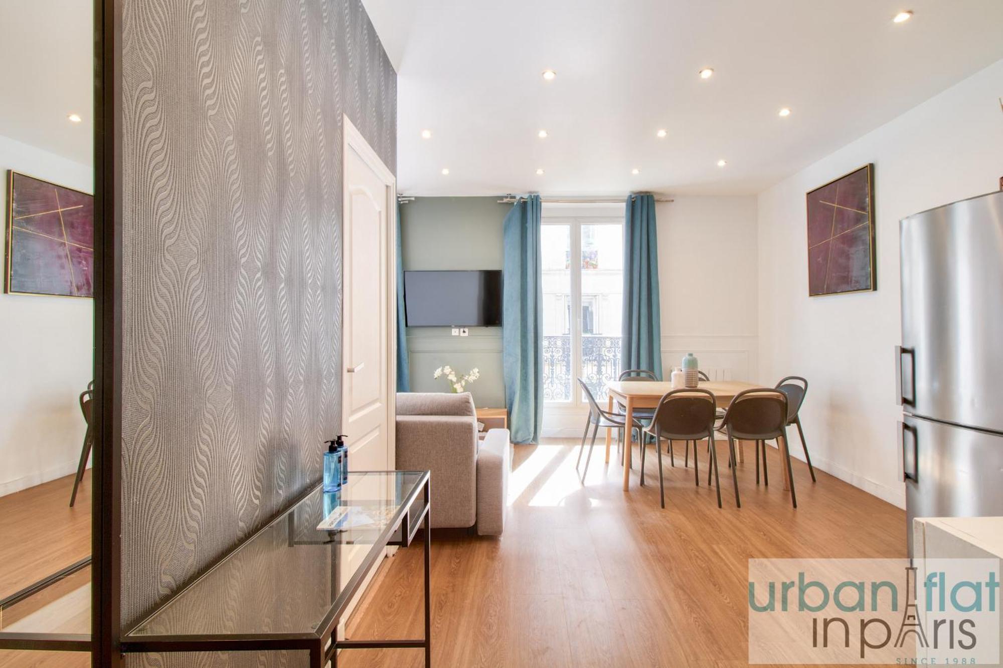 24 - Luxury In Montorgueil