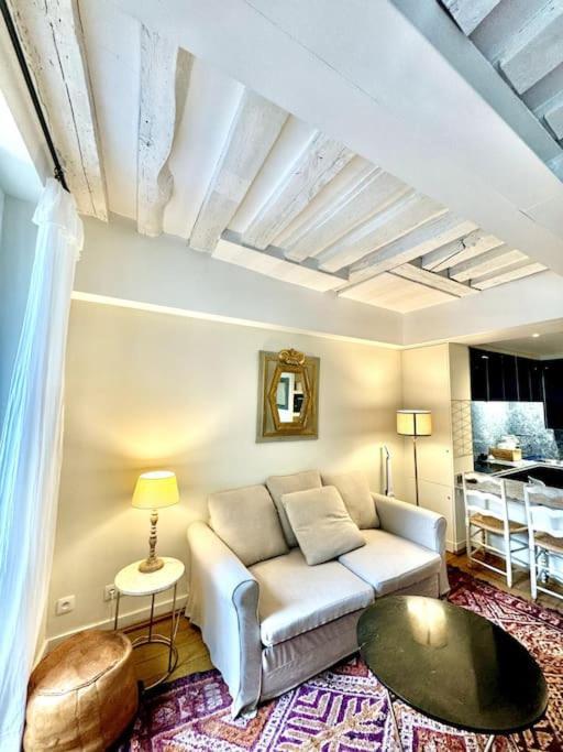 Beautiful Flat In Saint-germain Apartment