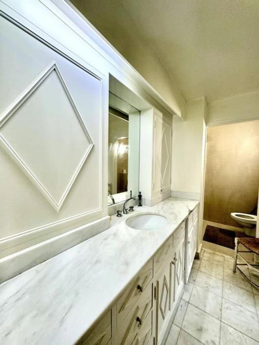 Apartment Beautiful Flat In Saint-germain *