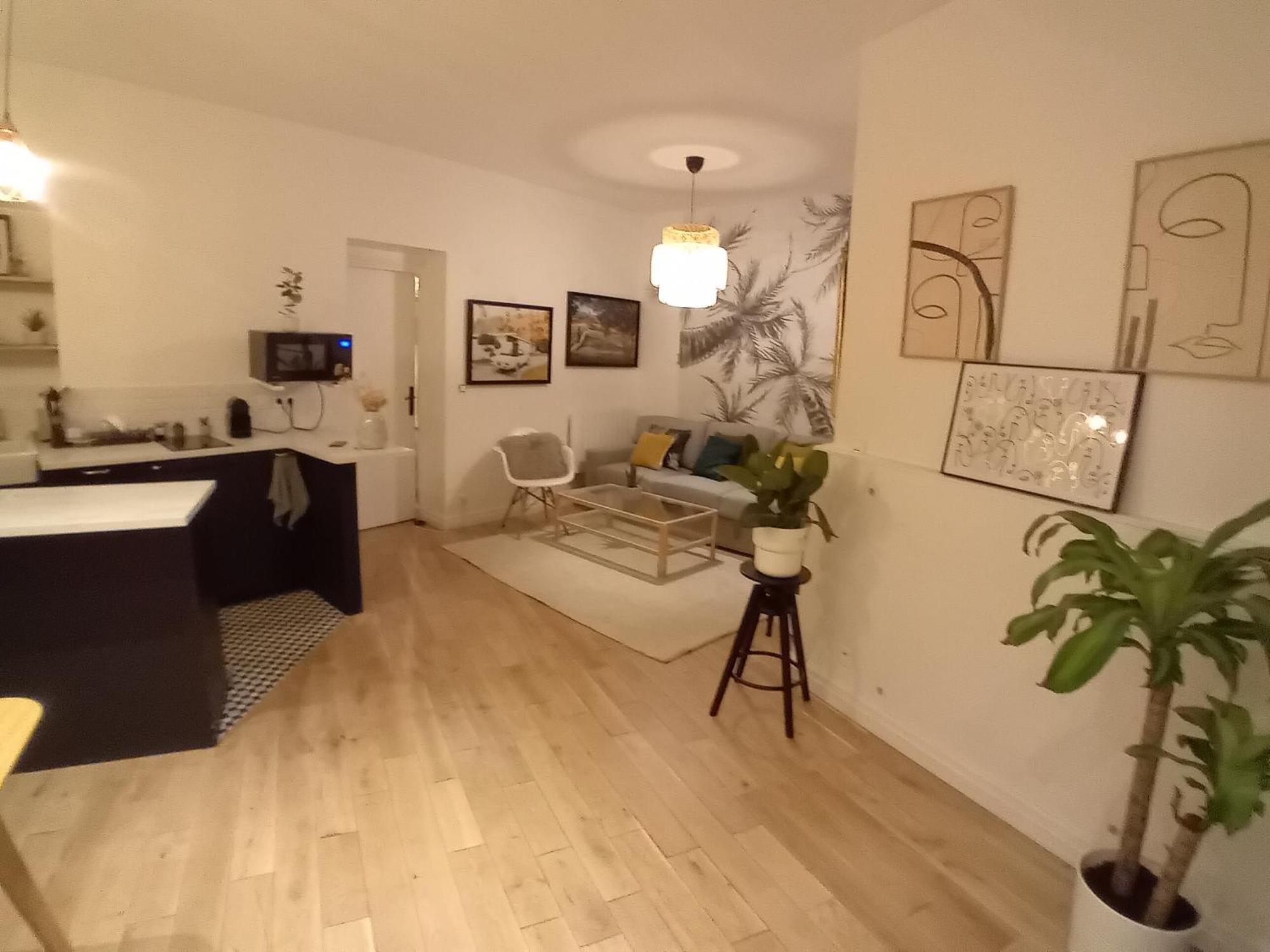 Appartamento Center 6eme ,gare Montparnasse 1 Minute,5 Minute Eiffel Tour And Louvre Meusm Parigi