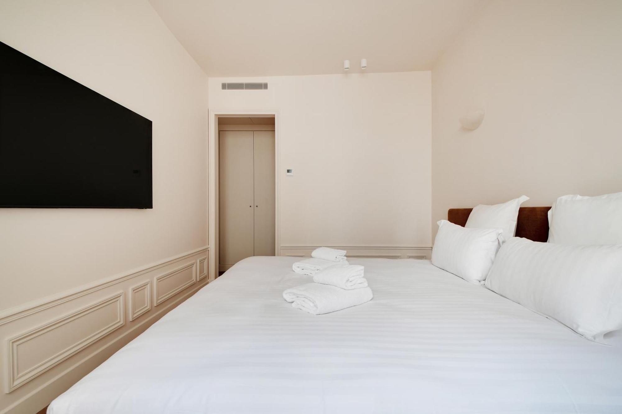 Apartment Pick A Flat's Apartements With Services In Louvre - Rue Des Halles