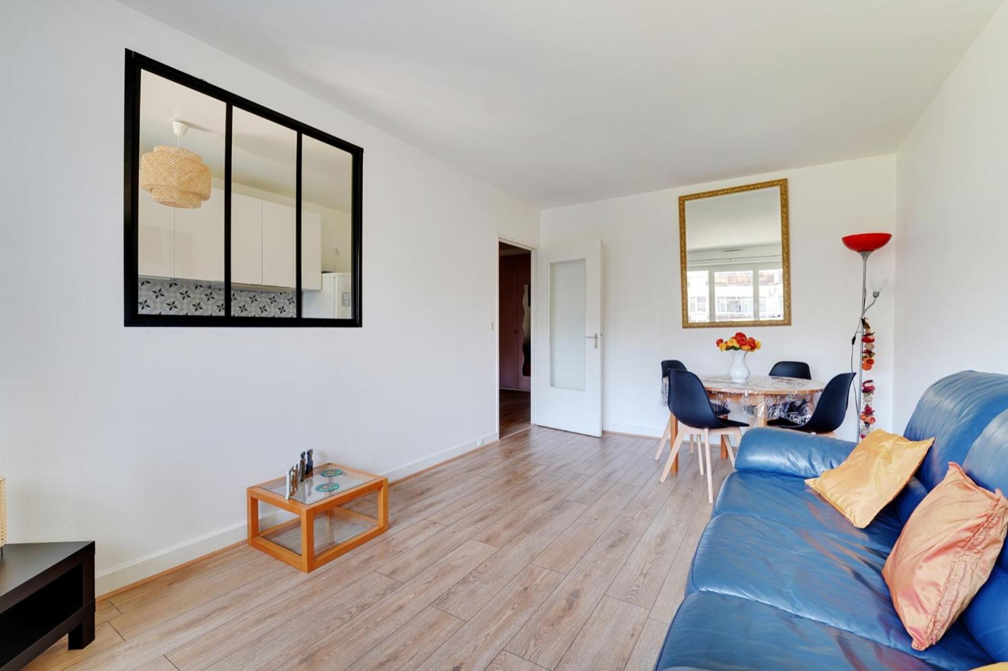 Familial Spacieux 2ch Avec Parking Prive Sup Appartamento