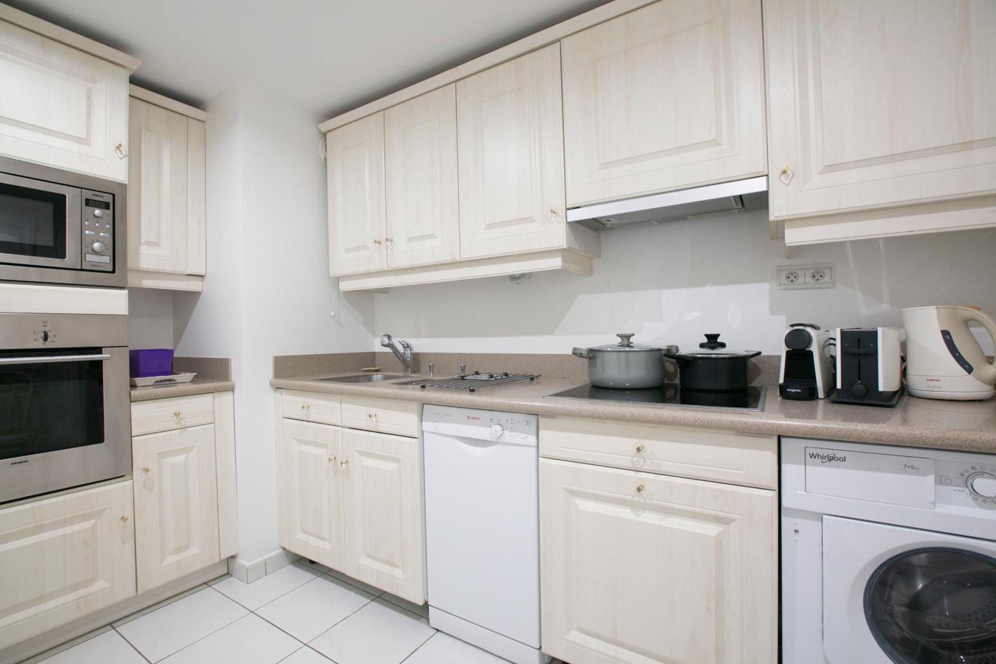 Appartamento Magnificient 2 Bedrooms With Terrace Next To Champs-elysees - Pc62b