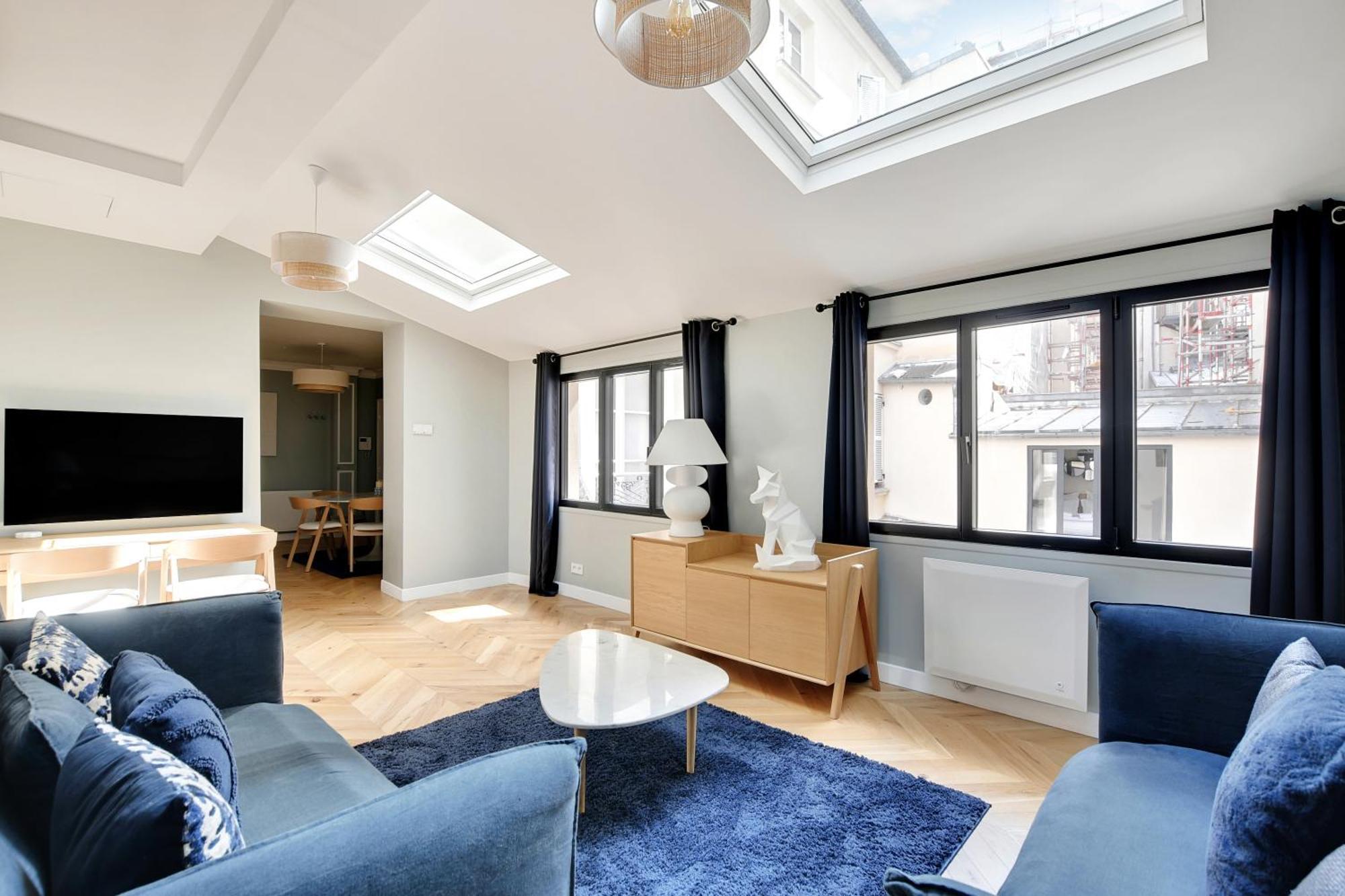 Pick A Flat's In Montmartre - Rue Lepic Parigi